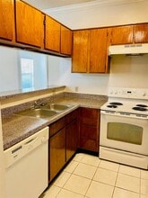 2710 Grants Lake Blvd-Unit -C3 in Sugar Land, TX - Building Photo - Building Photo