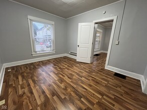 330 N Holmes Ave in Indianapolis, IN - Building Photo - Building Photo