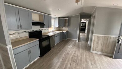 23516 Patricia Ln in New Caney, TX - Building Photo - Building Photo