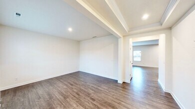 4500 Collingham Dr in Charlotte, NC - Building Photo - Building Photo