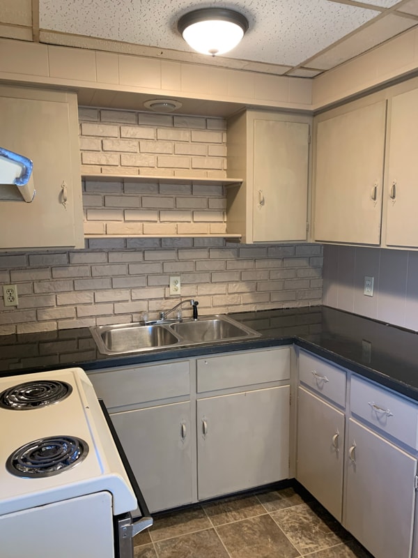 10 Adams St, Unit D in Whitehall, NY - Foto de edificio - Building Photo