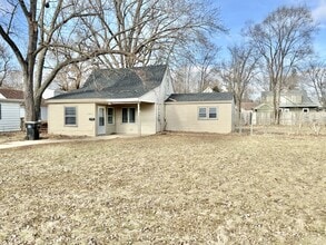 1801 Arlington Ave in Beloit, WI - Building Photo - Building Photo