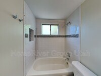 461 Locust St photo'