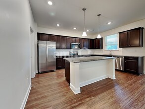 14121 Singing Creek Ln in Charlotte, NC - Building Photo - Building Photo