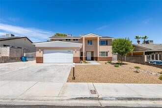 3966 Green Leaf Dr in Las Vegas, NV - Building Photo - Building Photo