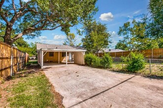 3125 Sheridan Dr in Garland, TX - Building Photo - Building Photo