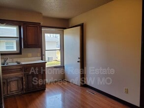 633 Meadowview Dr in Nixa, MO - Building Photo - Building Photo