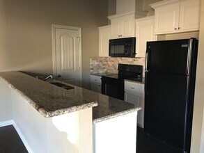 2666-2668 Lori Ln in Longview, TX - Building Photo - Building Photo