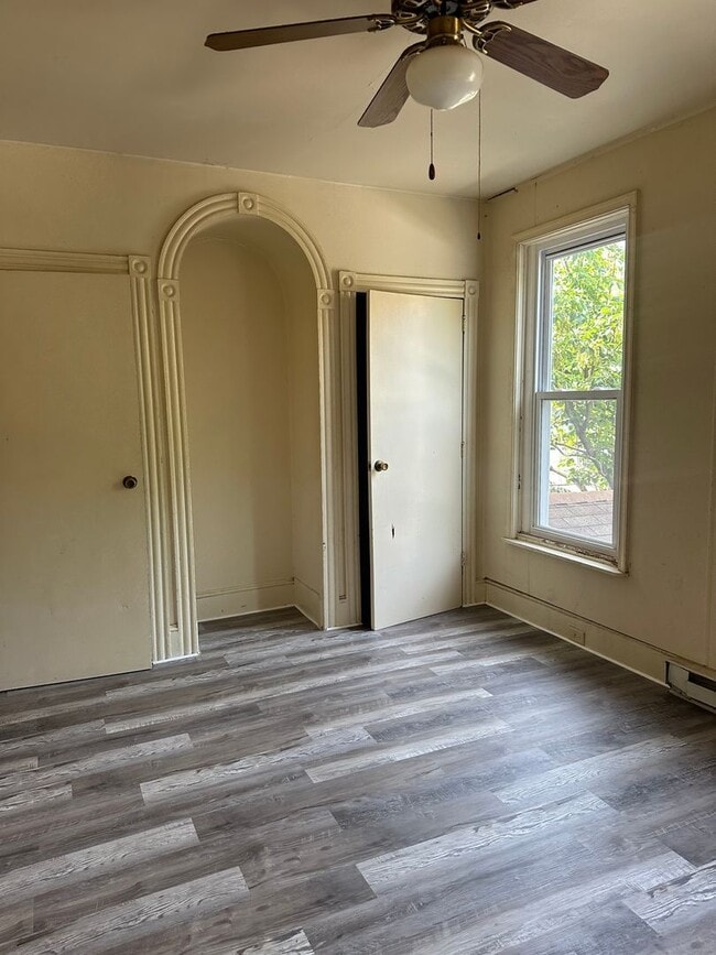 property at 1606 Perkiomen Ave