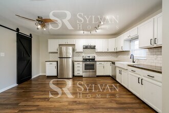 6756 Wimbledon Dr in Zionsville, IN - Building Photo - Building Photo