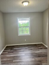 619 Artic Ave in Oak Grove, KY - Building Photo - Building Photo