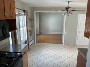 50 Magnolia St in New Britain, CT - Building Photo - Building Photo
