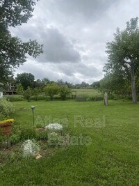 8170 Centrebridge Dr - 10