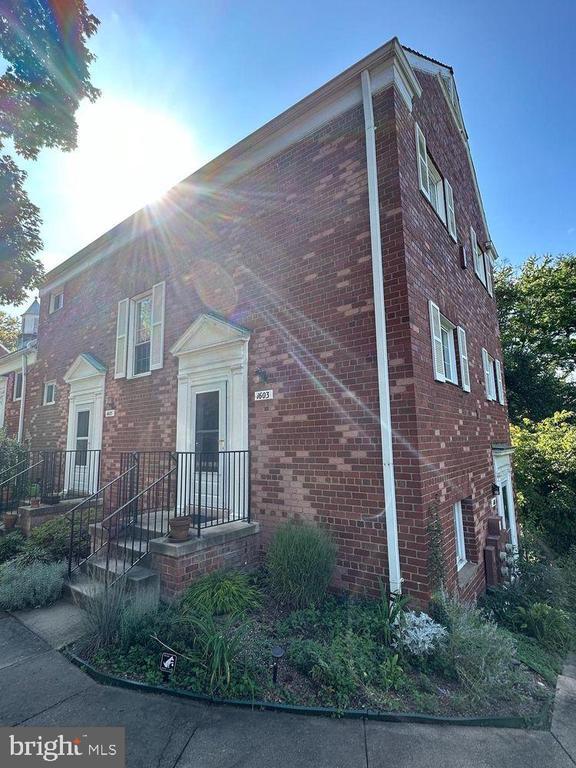 1603 Fitzgerald Ln in Alexandria, VA - Building Photo - Building Photo