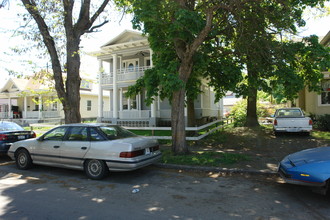 1119 W Augusta Ave in Spokane, WA - Building Photo - Building Photo