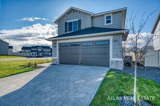 2711 W Balboa Dr in Kuna, ID - Building Photo - Building Photo