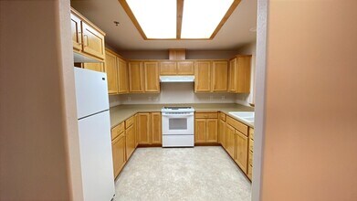 834 Pavilion Pl in Ashland, OR - Building Photo - Building Photo