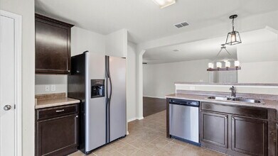 3827 Running Ranch in San Antonio, TX - Building Photo - Building Photo