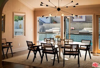 5500 Red Oak Dr in Los Angeles, CA - Building Photo - Building Photo