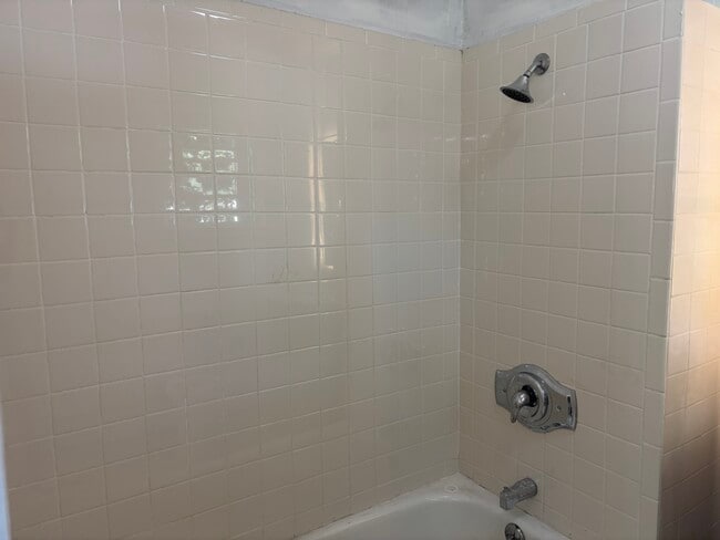 property at 6 Monroe St