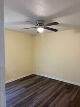 766 NW 59th Ave, Unit 2 in Ocala, FL - Building Photo - Building Photo
