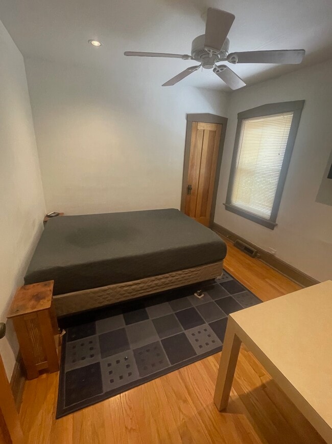 2407 Grove Ave, Unit West Bedroom, Unit West Bedroom