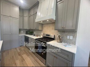 5001 Misty Wood Ln in Mustang, OK - Foto de edificio - Building Photo