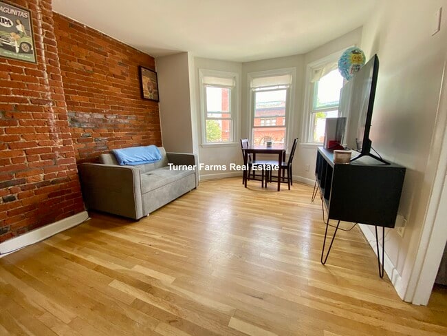 162 Broadway, Unit 2