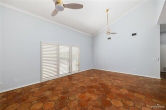 112 E Shasta Ave in McAllen, TX - Building Photo - Building Photo
