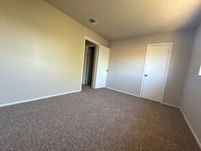 8437 Forest Ridge Dr in San Antonio, TX - Building Photo - Building Photo