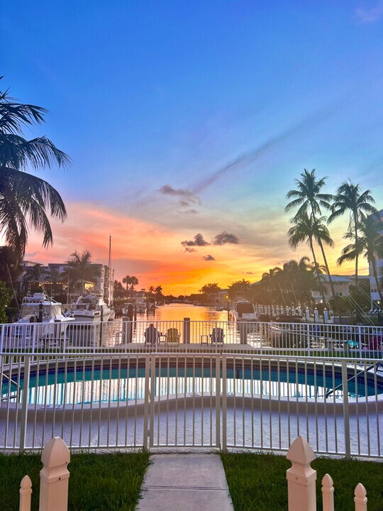 2815 NE 33rd Ave in Fort Lauderdale, FL - Building Photo