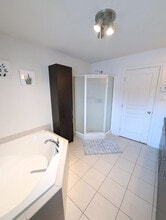 5181 Rue Jacques-Plante, Unit SI ID1473545P in Laval, QC - Building Photo - Building Photo