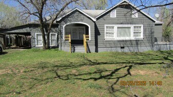 1407 NW Euclid Ave in Lawton, OK - Building Photo