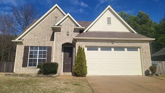 9120 Karen Mill Cove in Memphis, TN - Building Photo