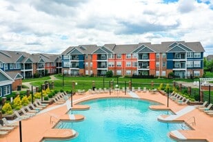 Paddock at Eastpoint in Louisville, KY - Building Photo
