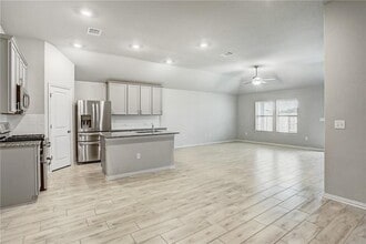 13617 Sugar Bush Path in Manor, TX - Building Photo - Building Photo