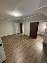 85 Whitman Ave in Whitman, MA - Foto de edificio - Building Photo