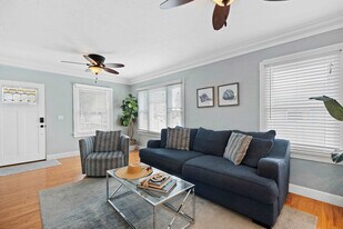 4744 Del Monte Ave in San Diego, CA - Building Photo