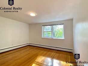 14 Marion St in Brookline, MA - Building Photo - Building Photo