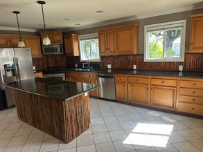 2615 Armour Ln in Redondo Beach, CA - Building Photo - Building Photo