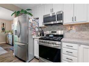 1620 Winnetka Ave N in Minneapolis, MN - Foto de edificio - Building Photo