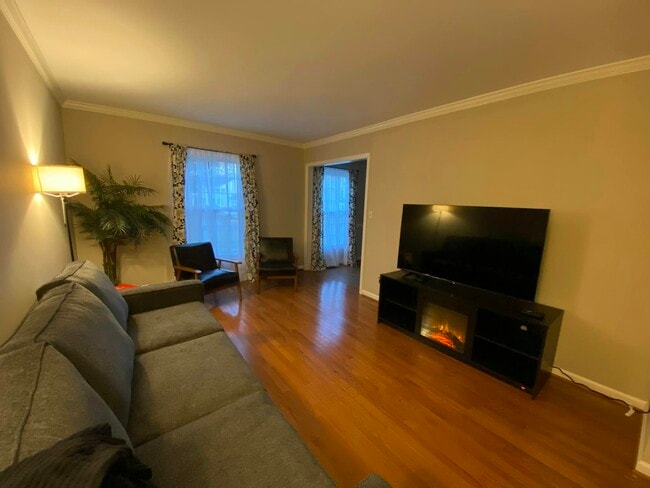 557 Tiffany Ct in Warrenton, VA - Building Photo - Building Photo