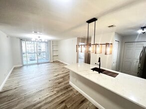 7618 Pissarro Dr, Unit 15205 in Orlando, FL - Building Photo - Building Photo