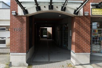 Bella in Burnaby, BC - Building Photo - Building Photo