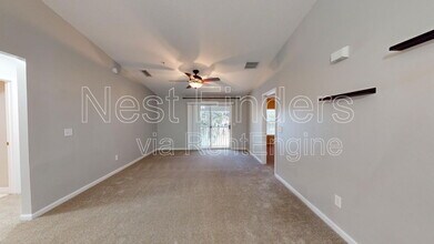 7063 Deer Lodge Cir in Jacksonville, FL - Building Photo - Building Photo