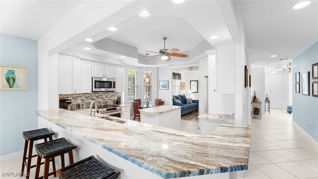 property at 7876 Hawthorne Dr