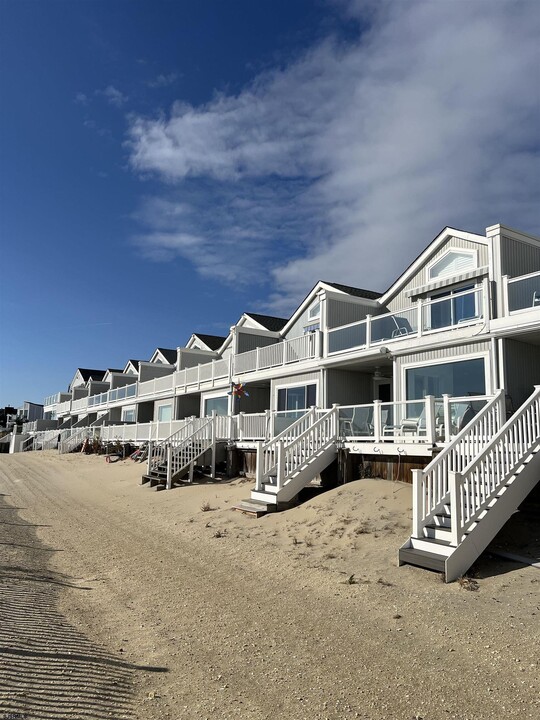 9705 Beach Ave in Margate City, NJ - Foto de edificio