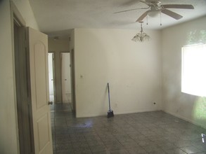 Sunrise Villas in New Port Richey, FL - Building Photo - Interior Photo