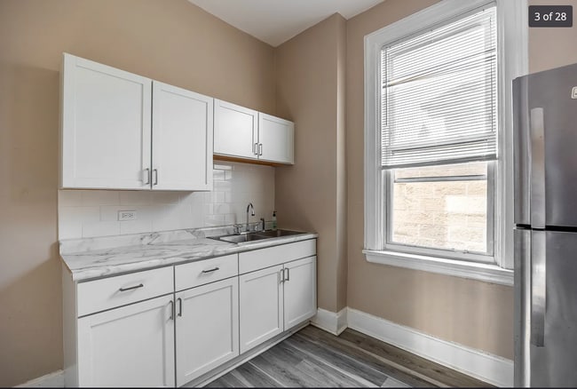 1724 W Augusta Blvd, Unit 3 in Chicago, IL - Building Photo - Building Photo