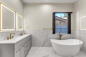 1856 NE 3rd Ct in Homestead, FL - Building Photo - Building Photo